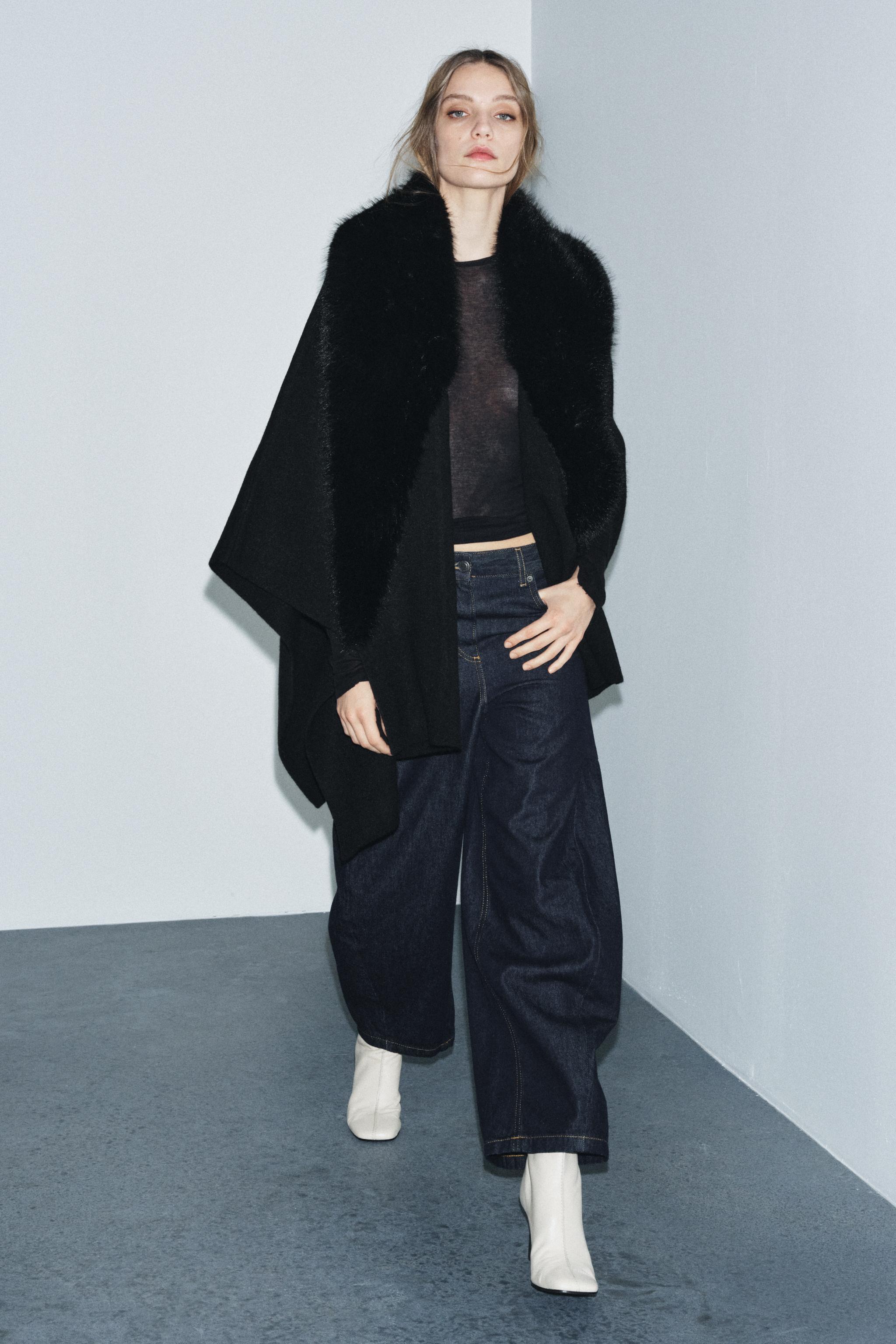 CAPE EN MAILLE EFFET FOURRURE